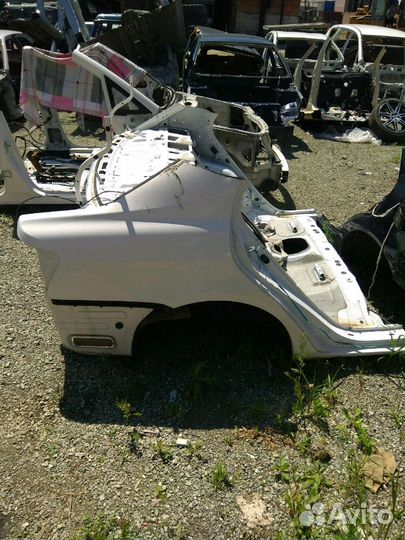 Крыло задние правое Тойота королл Axio NZE-141-144