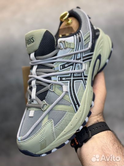 Комфортные кроссовки Asics Gel Kahana TR v2