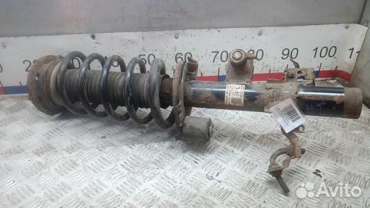 Стойка задняя левая land rover freelander 2 (OEA37K501)