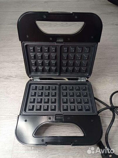 Мультипекарь для выпечки Polaris PST 0505