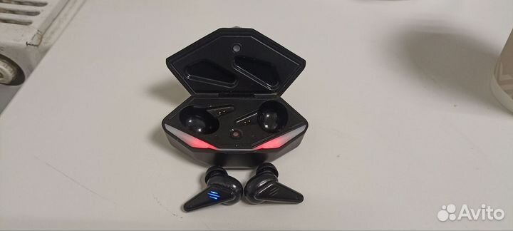 Беспроводные наушники