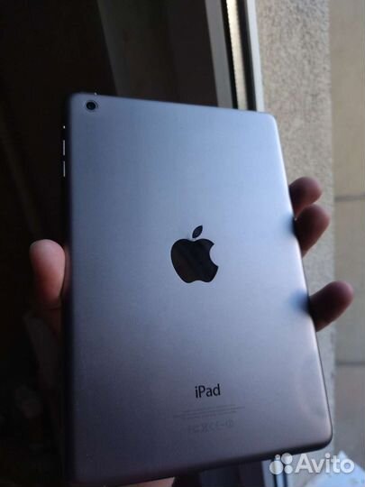 Планшет apple iPad mini, iPhone 2x6, iPhone 7