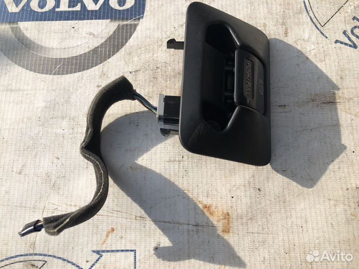 Кнопка фиксатора стояночного тормоза Volvo V70 (S)