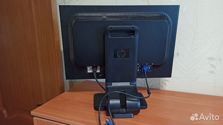 Монитор HP Compaq LA2205wg