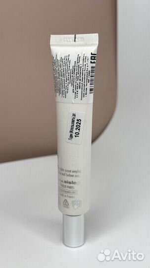 Sisley база сияющая под макияж