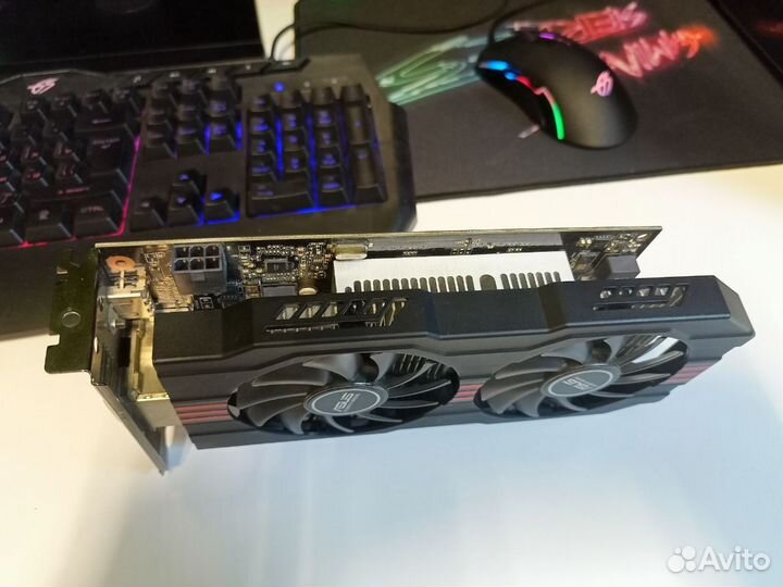 Видеокарта GTX 750 Ti 2GB