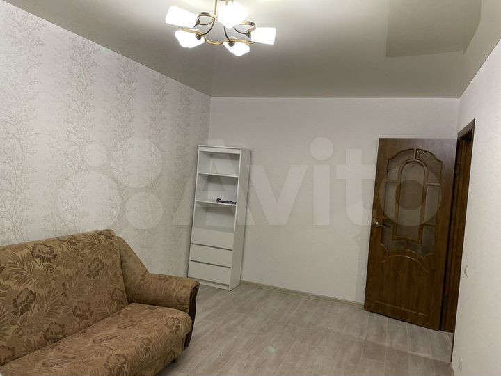 1-к. квартира, 37 м², 4/10 эт.