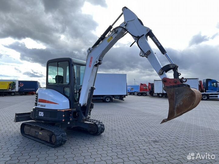 Мини-экскаватор Bobcat E35, 2017