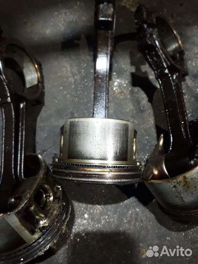 Поршень всборе eer 2.7 додж стратус 2.7,крайслер с