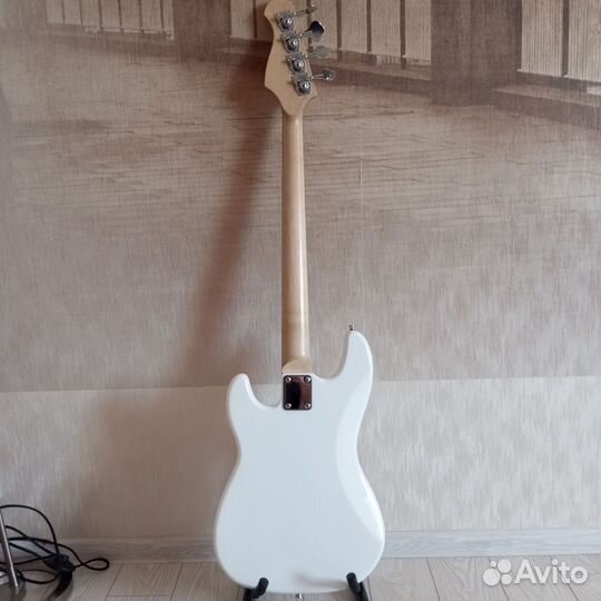 Басс гитара pb Rockdale 4 струны