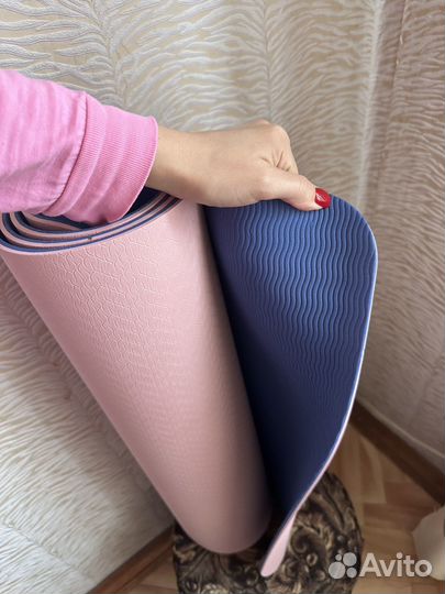 Коврик для йоги и фитнеса