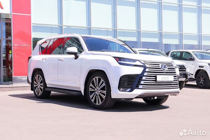 Lexus LX 3.3 AT, 2022
