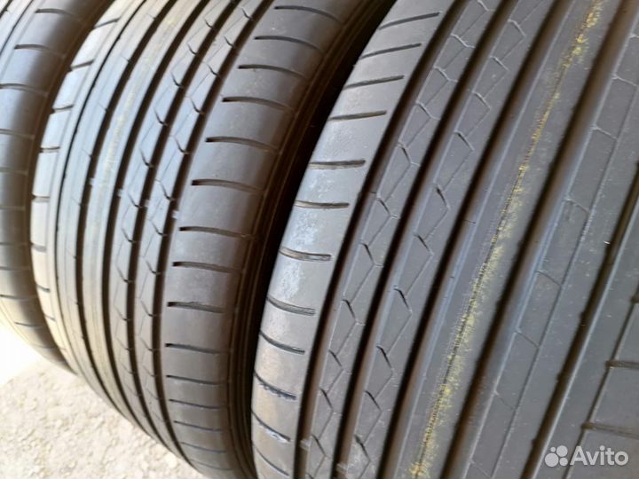 Dunlop SP Sport Maxx GT 275/35 R21