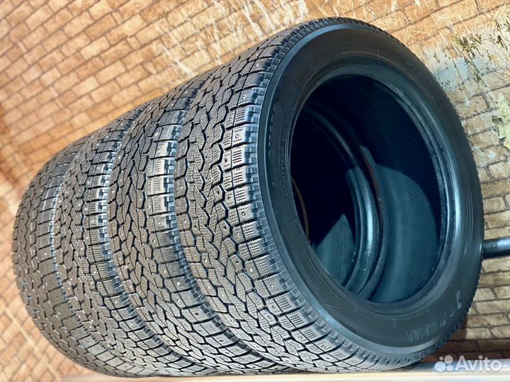 Yokohama Ice Guard F700Z 205/55 R16