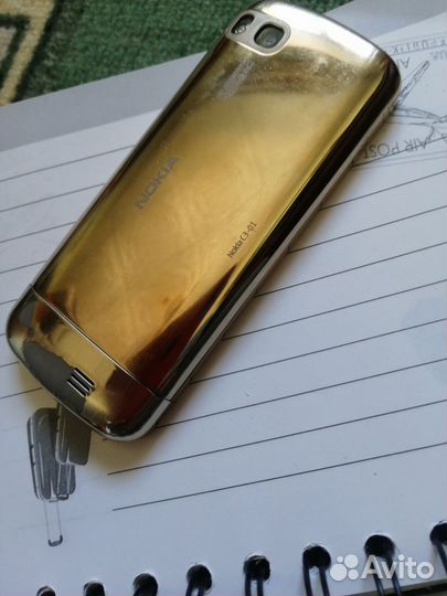 Nokia C3-01 Gold Edition