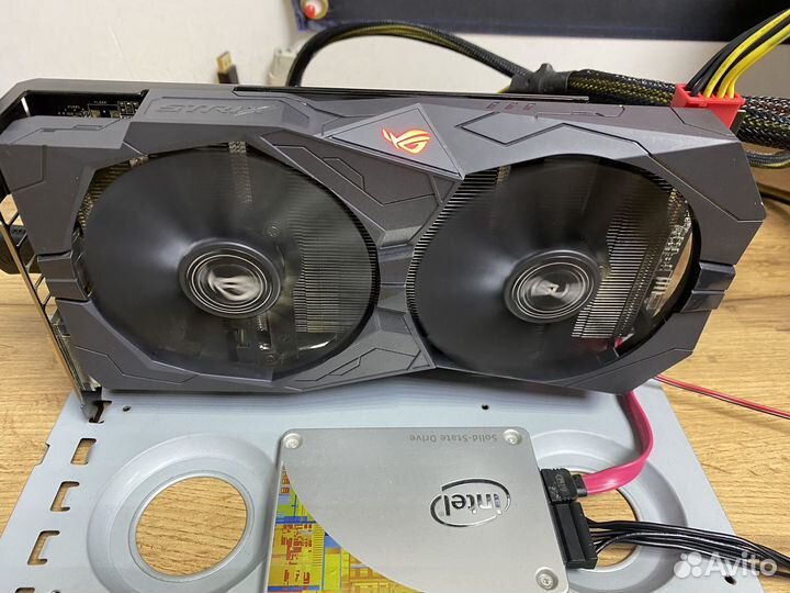 8Gb Asus ROG Strix RX 570 Gaming OC, идеал, пломба