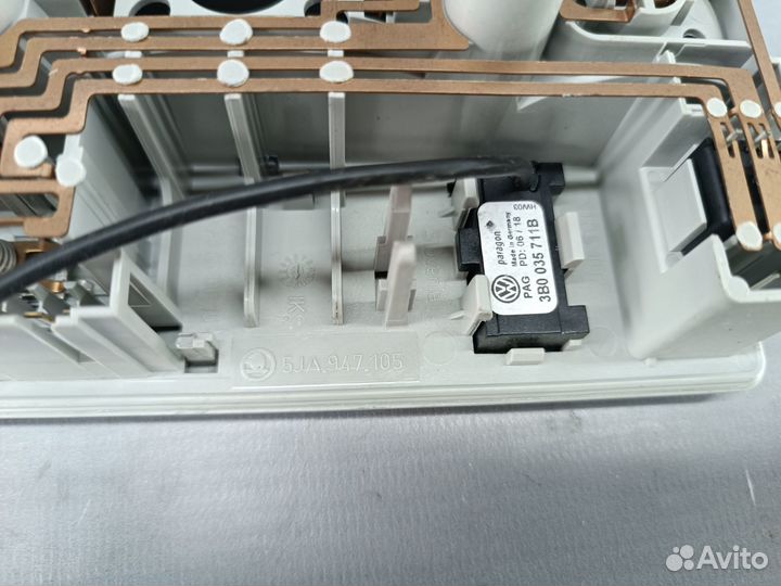 Плафон салонный Skoda Rapid 2012-2020