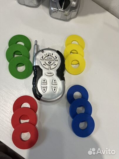 Робот на пульте управления