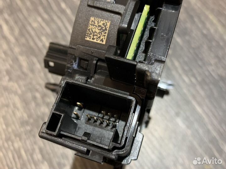 Подрулевой блок, подогрев MQB 5Q1.549