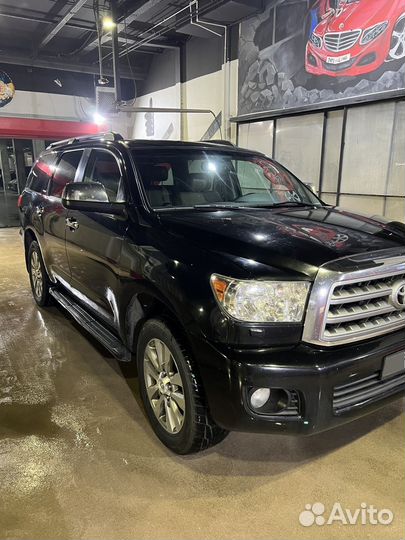 Toyota Sequoia 5.7 AT, 2011, 173 000 км