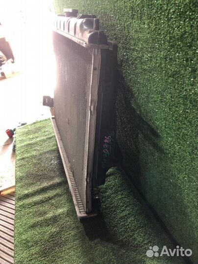 Радиатор двигателя / радиатор основной Nissan