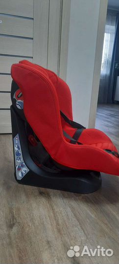 Автокресло chicco 9-18