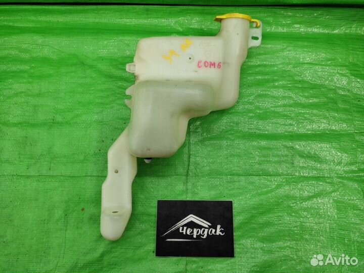 Бачок омывателя 05303789AF Dodge / Jeep