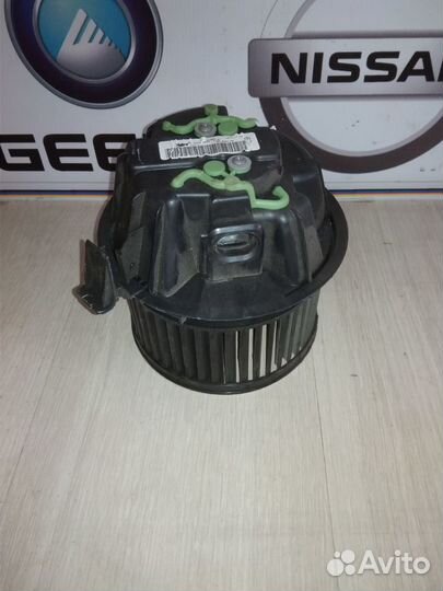 Вентилятор мотор печки отопителя Renault logan