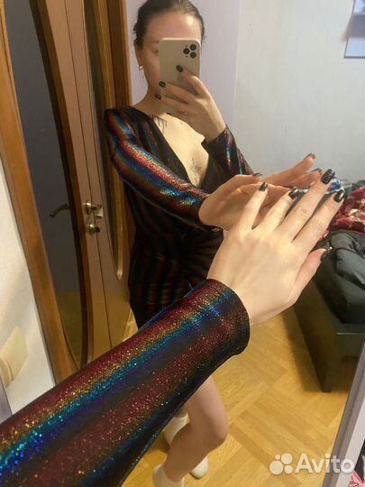 Платье блестящее радужное