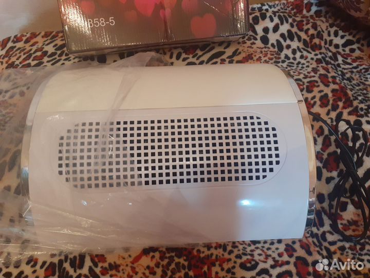 Пылесос для маникюра