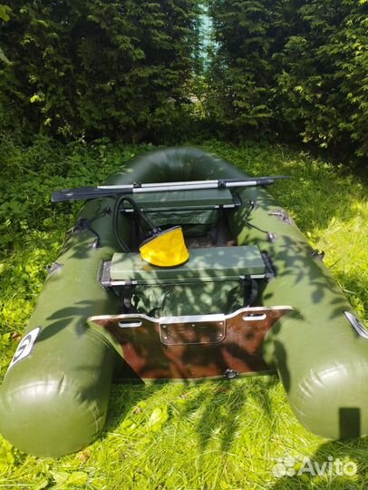 Лодка Фрегат с мотором