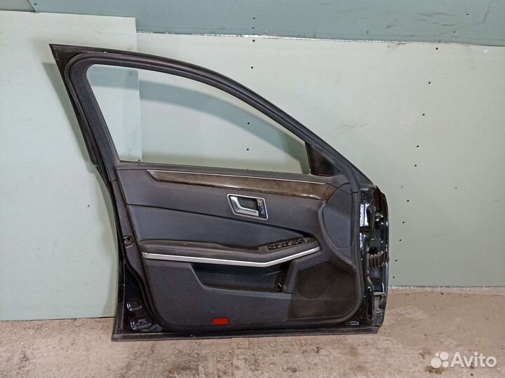 Дверь передняя левая Mercedes Benz w212