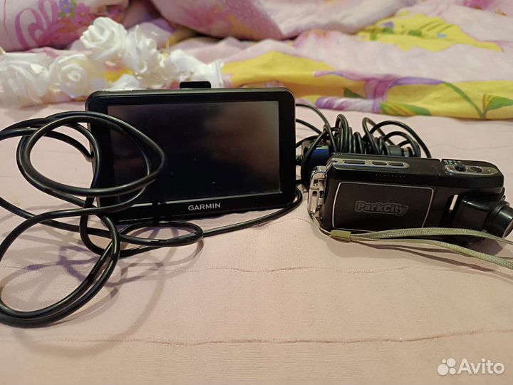 Навигатор Garmin + видеорегистратор