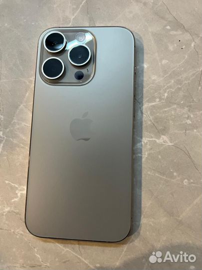 iPhone 15 Pro, 256 ГБ