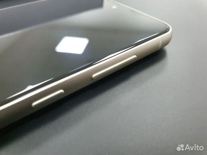 Смартфон Samsung Galaxy S21 FE. LDU