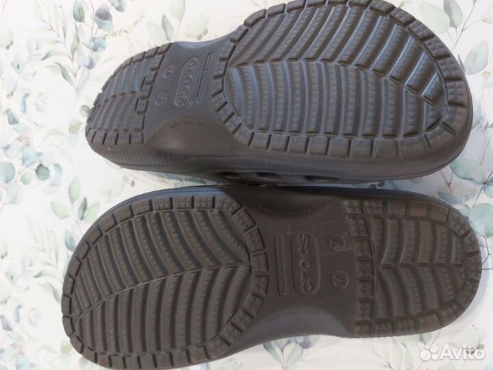 Шлепки crocs yukon р.39