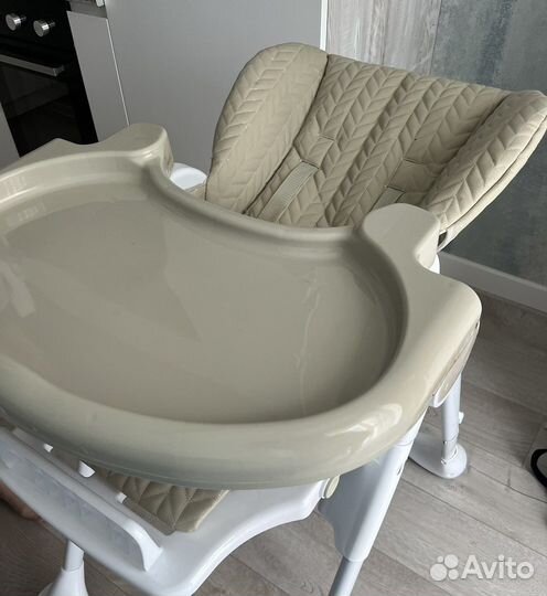 Детский стульчик для кормления