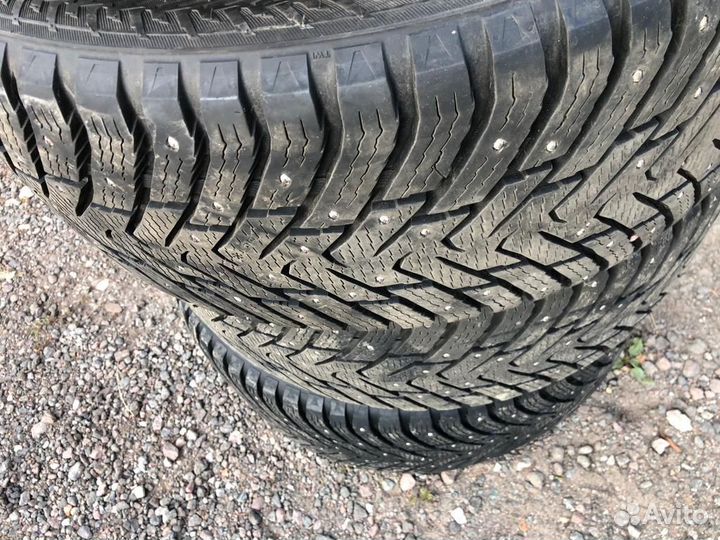 Nokian Tyres Hakkapeliitta 8 SUV 275/45 R21 110T