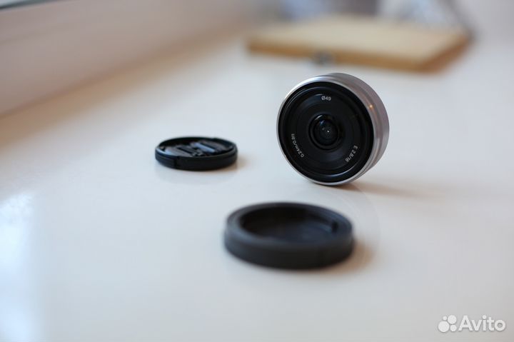 Sony сменный объектив E 16 mm F2.8