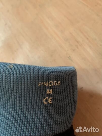 Перчатки и шлем неопреновые