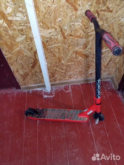 Продам трюковой самокат