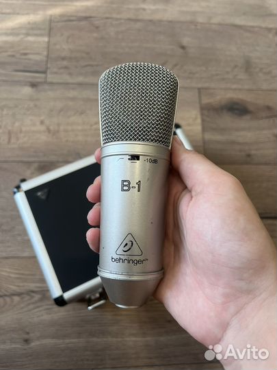 Студийный микрофон Behringer B-1