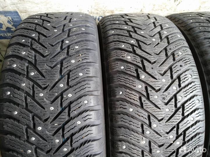 Nokian Tyres Hakkapeliitta 8 235/55 R17 103T
