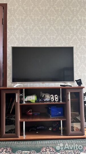 Тумба под телевизор