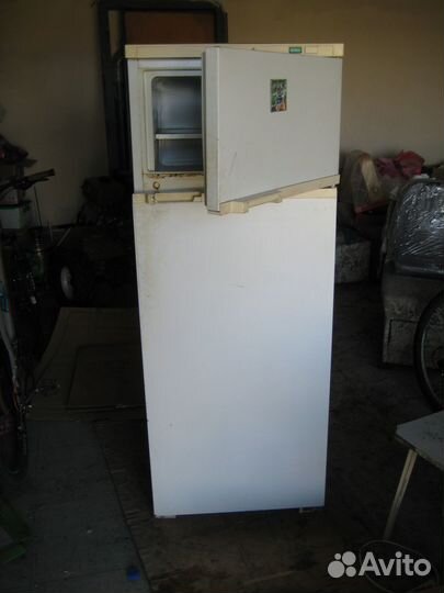 Холодильник бу