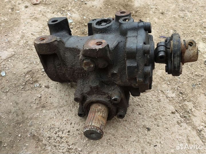 Рулевой редуктор Мерседес w124