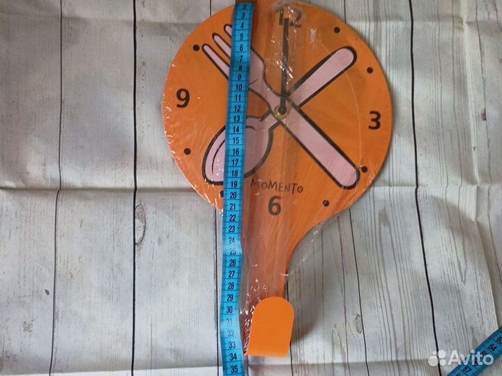 Часы настенные в кухню momento