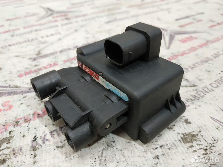 Блок клапанов пневмоподвески w212 w213 w251 Merced