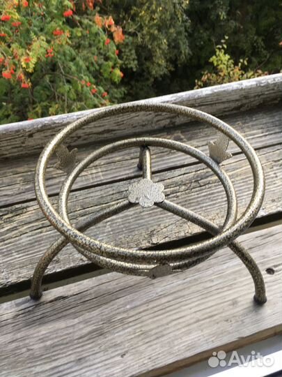 Подставка для цветов напольная металлическая