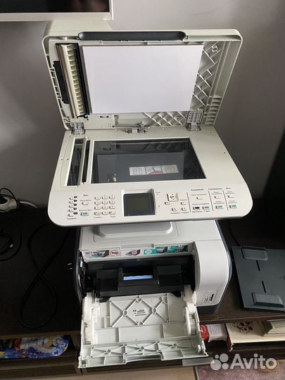 Принтер HP Color Laser Jef CM1312nfi MFP